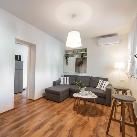 Apartment Near Old Town, Free Parking & Huge Garden Dubrovnik Eksteriør bilde