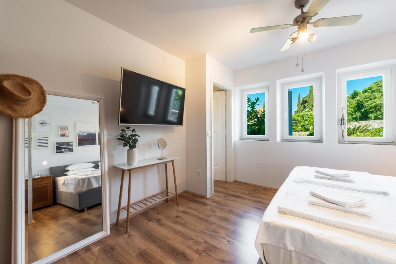 Apartment Near Old Town, Free Parking & Huge Garden Dubrovnik Eksteriør bilde