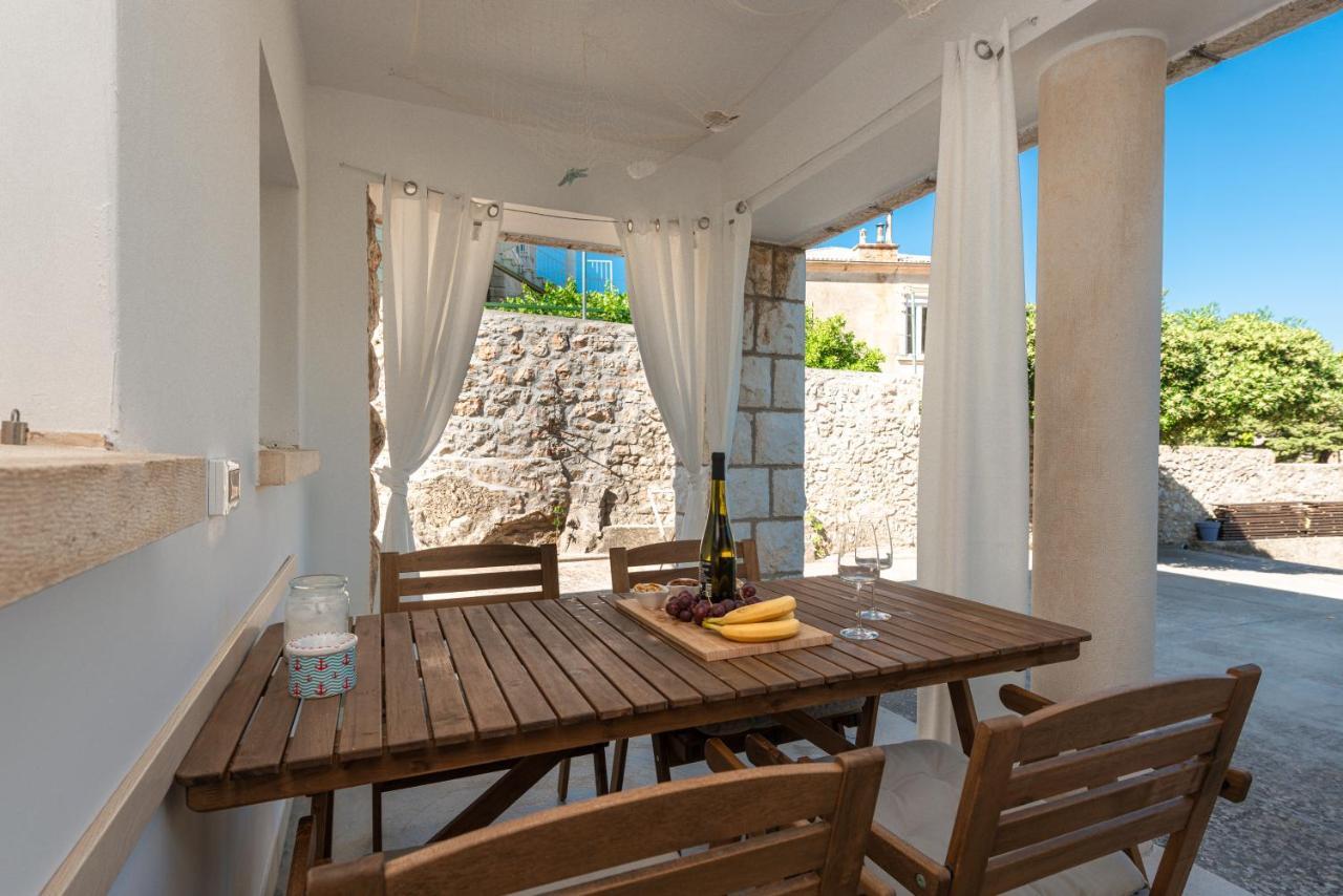 Apartment Near Old Town, Free Parking & Huge Garden Dubrovnik Eksteriør bilde